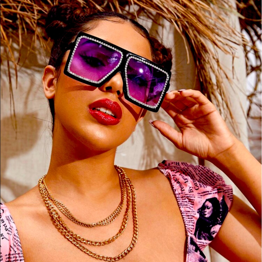 Rhinestone/ purplehaze  delights